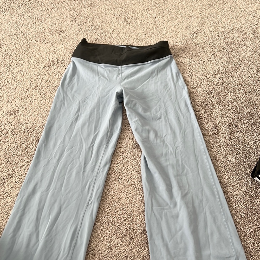 Lululemon chambray cross waist grooves